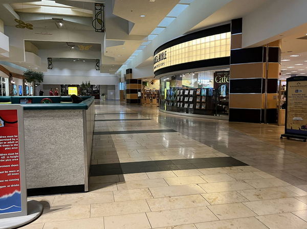 Lansing Mall - Aug 13 2022